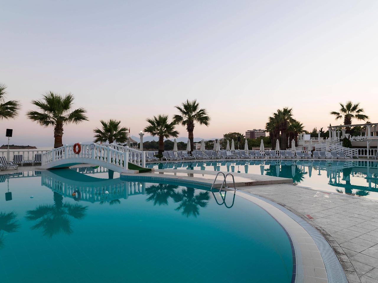 Club Tarhan Serenity Didim Exterior foto