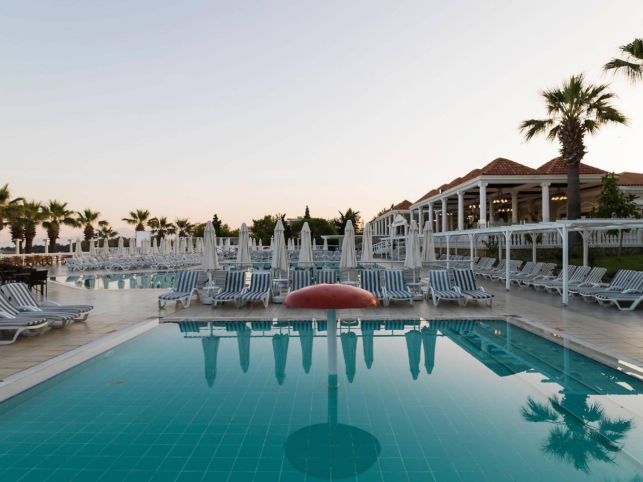 Club Tarhan Serenity Didim Exterior foto